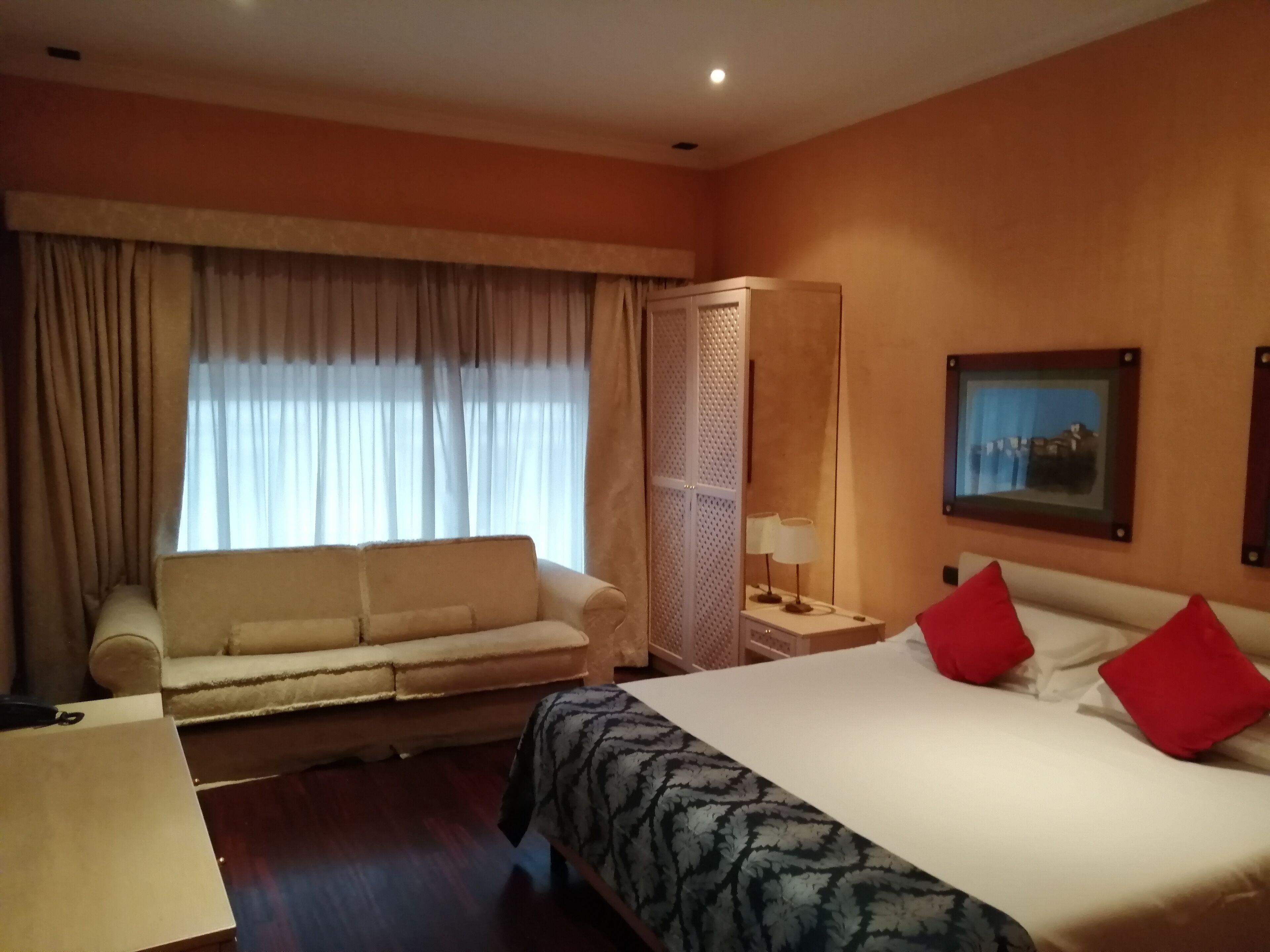 Colosseo Studio Suite, Rome